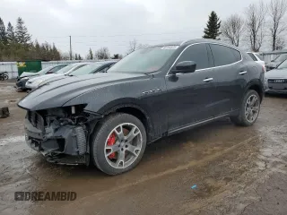 2017 Maserati Levante S with VIN ZN661YUS3HX228481, listed as a Copart auction lot 48194525 with 96,877 mi miles and Clean Title. Bid and sale history available at carsss.com. Image 1.