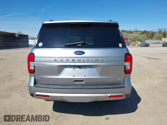 2022 Ford Expedition Max XLT with VIN 1FMJK1JT5NEA54767, listed as a IAAI auction lot 41854627 with 62,057 mi miles and . Bid and sale history available at DreamBid. Image 16.