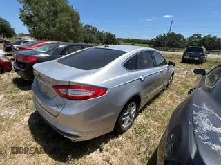 2014 Ford Fusion SE with VIN 3FA6P0HDXER214049, listed as a Copart auction lot 55528745 with 203,921 mi miles and Clean Title. Bid and sale history available at carsss.com. Image 4.