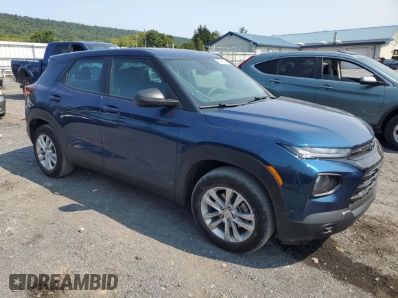 2021 Chevrolet TrailBlazer LS with VIN KL79MNSL4MB123663, listed as a Copart auction lot 69969144 with 30,519 mi miles and Salvage Title. Bid and sale history available at DreamBid. Image 4.