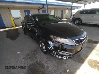 2013 Kia Optima SX с VIN 5XXGR4A65DG190896, выставлен на аукционе Copart как лот 59630485 с пробегом 136 385 миль миль и Списание • Salvage title. История ставок и продаж доступна на DreamBid. Изображение 13.