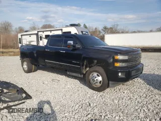 2016 Chevrolet Silverado 3500HD LTZ z VIN 1GC4K0C89GF175545, wystawiony jako Copart lot #42483435 z przebiegiem 151 074 mil mil oraz Szkoda całkowita • Salvage title. Historia ofert i sprzedaży dostępna na DreamBid. Obrazek 4.