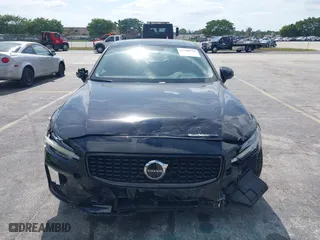 2025 Volvo S60 Plus with VIN 7JRL12GC0SG364646, listed as a IAAI auction lot 42108729 with 7,378 mi miles. Bid and sale history available at carsss.com. Image 6.