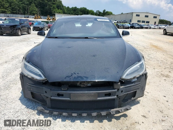 2017 Tesla Model S 100D z VIN 5YJSA1E21HF209847, wystawiony jako Copart lot #61848255 z przebiegiem 140 807 mil mil oraz Szkoda całkowita • Salvage title. Historia ofert i sprzedaży dostępna na DreamBid. Obrazek 5.