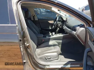 2017 Audi A4 Premium z VIN WAUGNAF41HN012041, wystawiony jako IAAI lot #42077042 z przebiegiem 145 856 mil mil oraz . Historia ofert i sprzedaży dostępna na DreamBid. Obrazek 5.