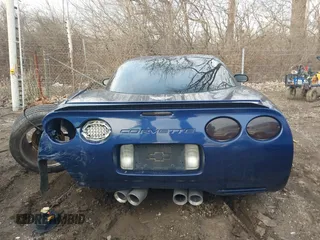 2004 Chevrolet Corvette with VIN 1G1YY22G445129880, listed as a IAAI auction lot 41216979 with 162,329 mi miles and . Bid and sale history available at DreamBid. Image 16.