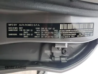 2018 Alfa Romeo Stelvio z VIN ZASFAKAN9J7B88059, wystawiony jako Copart lot #50894085 z przebiegiem 94 280 mil mil oraz Czysty tytuł • Clean title. Historia ofert i sprzedaży dostępna na DreamBid. Obrazek 12.