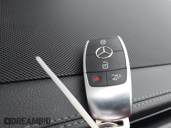 2024 Mercedes-Benz GLS 450 with VIN 4JGFF5KEXRB085487, listed as a IAAI auction lot 40887211 with 26,042 mi miles and . Bid and sale history available at DreamBid. Image 11.