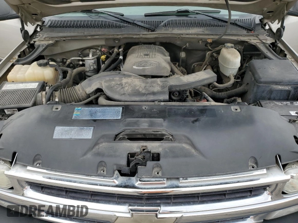 2006 Chevrolet Tahoe LS with VIN 1GNEC13VX6R117879, listed as a Copart auction lot 86512204 with 214,217 mi miles and Salvage Title. Bid and sale history available at carsss.com. Image 12.