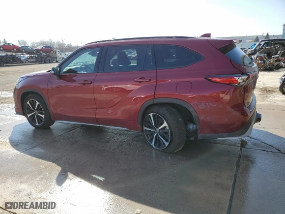 2021 Toyota Highlander XSE with VIN 5TDJZRBH8MS156274, listed as a Copart auction lot 48811775 with 36,585 mi miles and Salvage Title. Bid and sale history available at carsss.com. Image 2.