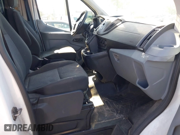 2018 Ford Transit with VIN 1FTYR1YM1JKA89833, listed as a IAAI auction lot 41833114 with 201,883 mi miles and . Bid and sale history available at DreamBid. Image 5.