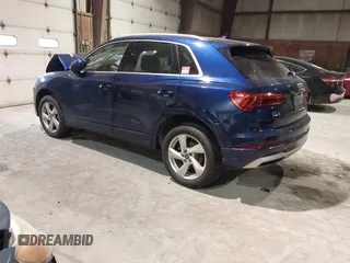 2022 Audi Q3 Premium with VIN WA1AUCF37N1031236, listed as a IAAI auction lot 41453286 with 27,427 mi miles. Bid and sale history available at carsss.com. Image 3.