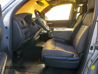 2016 Toyota Tundra SR5 z VIN 5TFRY5F11GX210251, wystawiony jako Copart lot #84218974 z przebiegiem 53 047 mil mil oraz Szkoda całkowita • Salvage title. Historia ofert i sprzedaży dostępna na DreamBid. Obrazek 7.