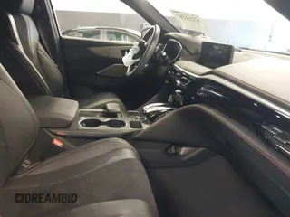 2024 Acura MDX w/A-Spec Package with VIN 5J8YE1H08RL001585, listed as a IAAI auction lot 42211267 with 14,307 mi miles and . Bid and sale history available at DreamBid. Image 5.