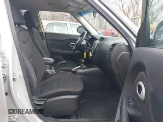 2014 Kia Soul with VIN KNDJN2A28E7700722, listed as a IAAI auction lot 41710340 with 106,234 mi miles. Bid and sale history available at carsss.com. Image 5.
