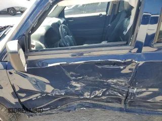 2015 Jeep Patriot Latitude z VIN 1C4NJRFB6FD426261, wystawiony jako Copart lot #56391245 z przebiegiem 73 493 mil mil oraz Szkoda całkowita • Salvage title. Historia ofert i sprzedaży dostępna na DreamBid. Obrazek 7.