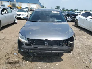 2013 Volkswagen Jetta TDI w/Premium with VIN 3VWLL7AJ6DM440499, listed as a Copart auction lot 60189355 with 148,786 mi miles and Clean title. Bid and sale history available at DreamBid. Image 5.
