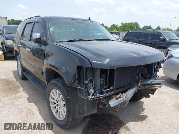 2008 Chevrolet Tahoe 3LT z VIN 1GNFC13088R137897, wystawiony jako IAAI lot #42644894 z przebiegiem 256 548 mil mil oraz . Historia ofert i sprzedaży dostępna na DreamBid. Obrazek 1.