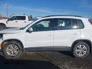 2017 Volkswagen Tiguan S with VIN WVGBV7AX2HK026612, listed as a IAAI auction lot 41320044 with 74,979 mi miles and . Bid and sale history available at DreamBid. Image 14.