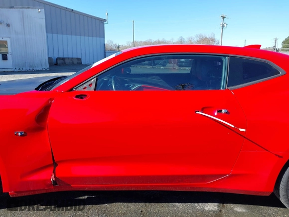 2016 Chevrolet Camaro 2SS with VIN 1G1FH1R79G0128197, listed as a IAAI auction lot 41846072 with 109,132 mi miles and . Bid and sale history available at DreamBid. Image 14.