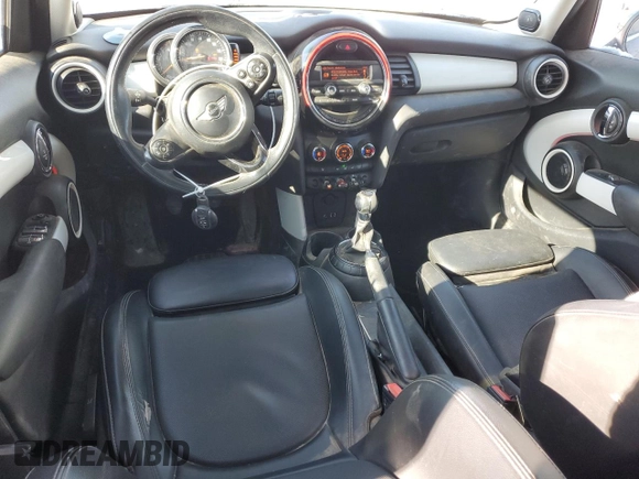 2016 MINI Hardtop 4 Door S with VIN WMWXU3C53G2B62859, listed as a Copart auction lot 43968975 with 92,412 mi miles and Salvage title. Bid and sale history available at DreamBid. Image 8.
