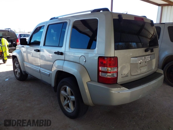2008 Jeep Liberty Limited with VIN 1J8GP58K98W211079, listed as a IAAI auction lot 41849328 with 195,254 mi miles. Bid and sale history available at carsss.com. Image 3.