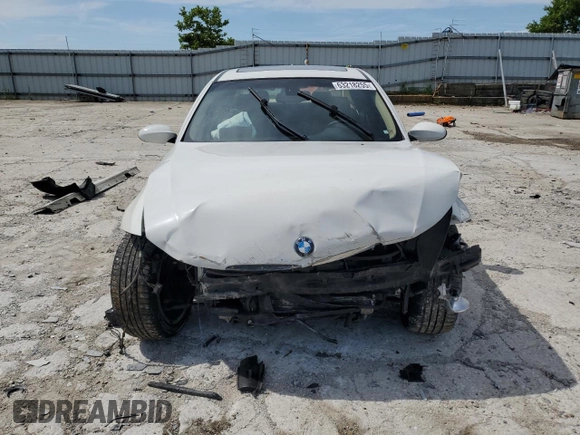 2008 BMW 3 Series 328xi z VIN WBAVC93578K042039, wystawiony jako Copart lot #63218255 z przebiegiem Nie podano mil oraz Szkoda całkowita • Salvage title. Historia ofert i sprzedaży dostępna na DreamBid. Obrazek 5.