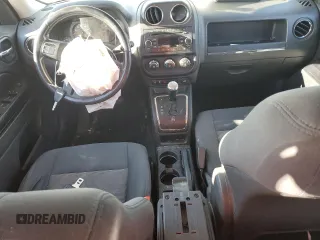 2011 Jeep Patriot Sport with VIN 1J4NT1GA5BD210004, listed as a Copart auction lot 82319954 with Not Provided miles and Salvage Title. Bid and sale history available at carsss.com. Image 8.
