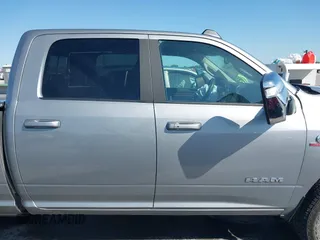 2024 Ram 2500 Laramie с VIN 3C6UR5FL4RG367117, выставлен на аукционе IAAI как лот 41990892 с пробегом 14 238 миль миль и . История ставок и продаж доступна на DreamBid. Изображение 13.