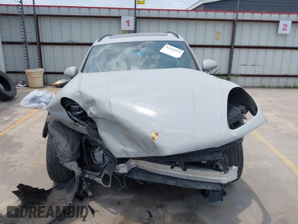 2022 Porsche Macan with VIN WP1AA2A56NLB11535, listed as a IAAI auction lot 42264356 with 11 mi miles and . Bid and sale history available at DreamBid. Image 6.