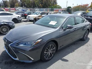 2022 Lexus ES 350 z VIN 58ADZ1B1XNU121500, wystawiony jako IAAI lot #42238205 z przebiegiem 20 330 mil mil oraz . Historia ofert i sprzedaży dostępna na DreamBid. Obrazek 2.