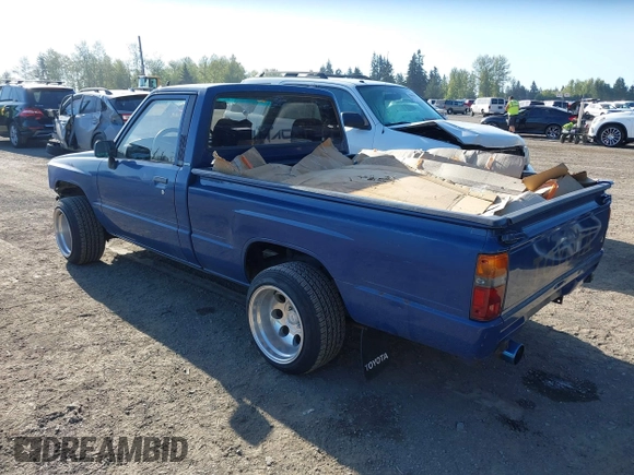 1987 Toyota Pickup with VIN JT4RN50RXH0283460, listed as a IAAI auction lot 42086809 with 183,562 mi miles and . Bid and sale history available at DreamBid. Image 3.