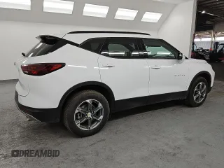 2024 Chevrolet Blazer LT с VIN 3GNKBJR44RS195547, выставлен на аукционе Copart как лот 43275205 с пробегом 25 318 миль миль и Чистый • Clean title. История ставок и продаж доступна на DreamBid. Изображение 3.