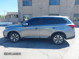 2020 Mitsubishi Outlander SE с VIN JA4AD3A35LZ048784, выставлен на аукционе IAAI как лот 42327627 с пробегом 42 516 миль миль и . История ставок и продаж доступна на DreamBid. Изображение 15.
