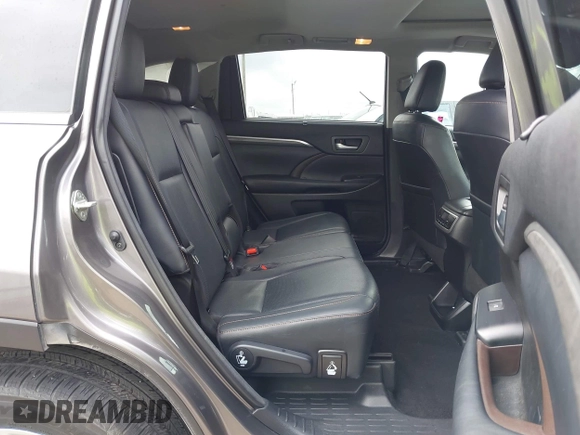 2018 Toyota Highlander Limited with VIN 5TDYZRFH5JS276425, listed as a IAAI auction lot 42070369 with 129,215 mi miles and . Bid and sale history available at DreamBid. Image 8.