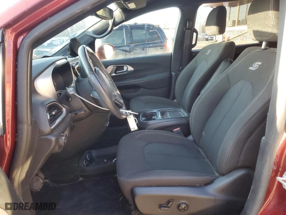 2020 Chrysler Pacifica Touring with VIN 2C4RC1FG6LR133929, listed as a Copart auction lot 48964235 with 24,472 mi miles and Salvage Title. Bid and sale history available at carsss.com. Image 7.