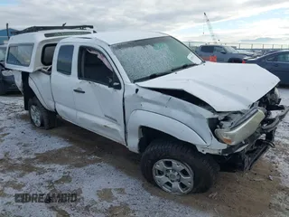 2014 Toyota Tacoma with VIN 5TFUU4EN6EX104511, listed as a IAAI auction lot 41081393 with 179,719 mi miles and . Bid and sale history available at DreamBid. Image 1.