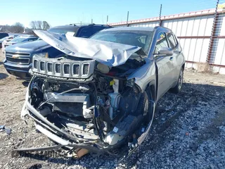 2019 Jeep Compass Limited with VIN 3C4NJCCB1KT662953, listed as a IAAI auction lot 41674997 with 86,318 mi miles. Bid and sale history available at carsss.com. Image 18.