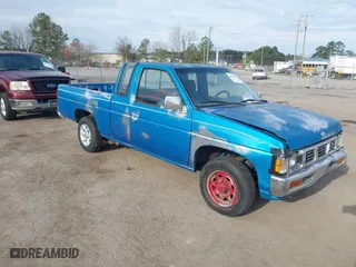 1995 Nissan Trucks 2WD XE with VIN 1N6SD16S2SC316607, listed as a IAAI auction lot 41914321 with 160,681 mi miles. Bid and sale history available at carsss.com. Image 1.