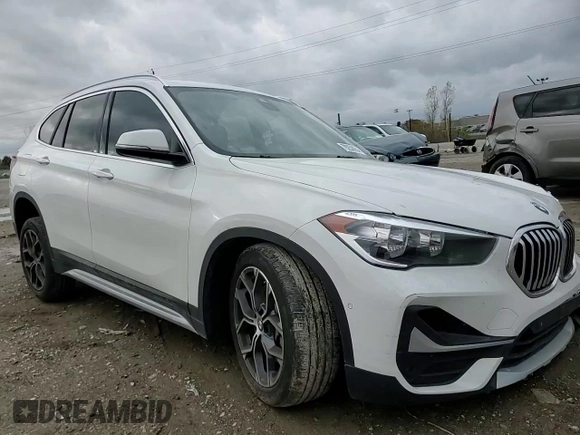 2022 BMW X1 xDrive28i with VIN WBXJG9C0XN5U63096, listed as a Copart auction lot 79253954 with 17,311 mi miles and Salvage title. Bid and sale history available at DreamBid. Image 11.