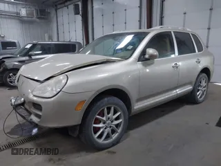 2006 Porsche Cayenne S z VIN WP1AB29P16LA66833, wystawiony jako IAAI lot #41727403 z przebiegiem 149 596 mil mil oraz . Historia ofert i sprzedaży dostępna na DreamBid. Obrazek 2.