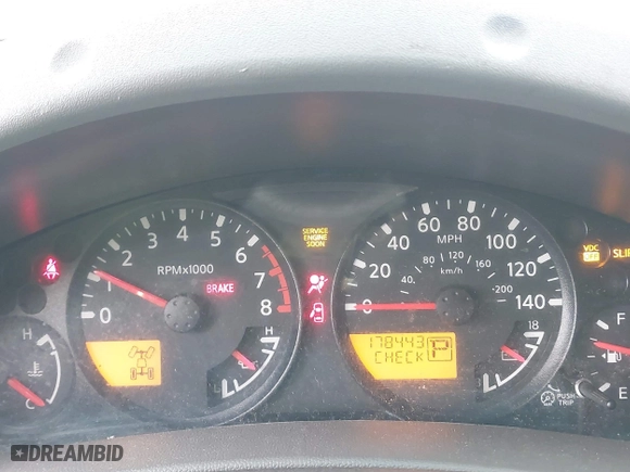 2011 Nissan Xterra Pro-4X with VIN 5N1AN0NW1BC516142, listed as a IAAI auction lot 41658077 with 178,443 mi miles. Bid and sale history available at carsss.com. Image 7.