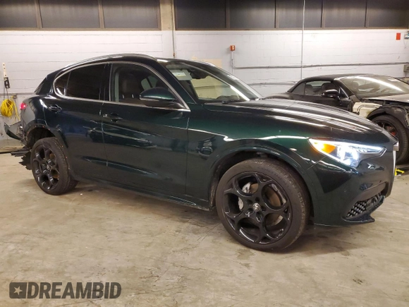 2020 Alfa Romeo Stelvio Ti z VIN ZASPAKBN5L7C92294, wystawiony jako Copart lot #85327554 z przebiegiem 30 633 mil mil oraz Szkoda całkowita • Salvage title. Historia ofert i sprzedaży dostępna na DreamBid. Obrazek 4.