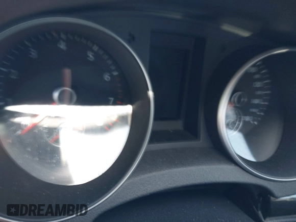 2010 Volkswagen GTI с VIN WVWGV9AJ1AW234755, выставлен на аукционе IAAI как лот 42002774 с пробегом Не указан миль и . История ставок и продаж доступна на DreamBid. Изображение 7.