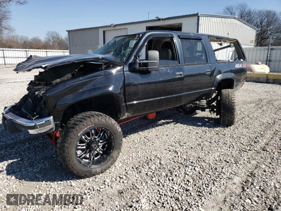 1994 Chevrolet Suburban with VIN 1GNGK26N0RJ420718, listed as a Copart auction lot 43463434 with 137,190 mi miles and Salvage Title. Bid and sale history available at carsss.com. Image 1.