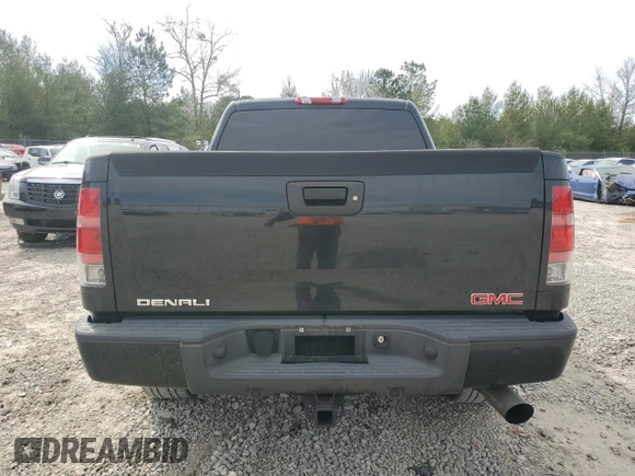 2008 GMC Sierra Denali z VIN 2GTEK638881333440, wystawiony jako Copart lot #47621115 z przebiegiem 191 529 mil mil oraz Szkoda całkowita • Salvage title. Historia ofert i sprzedaży dostępna na DreamBid. Obrazek 6.