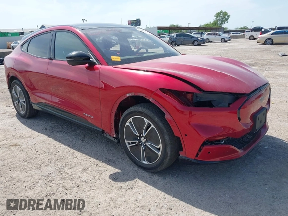 2023 Ford Mustang Mach-E Premium z VIN 3FMTK3R40PMA88565, wystawiony jako IAAI lot #42245792 z przebiegiem 21 394 mil mil oraz . Historia ofert i sprzedaży dostępna na DreamBid. Obrazek 1.
