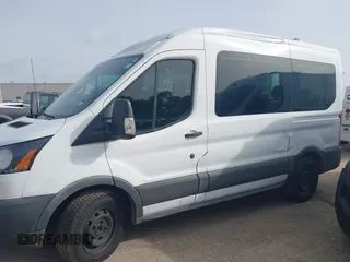 2018 Ford Transit Passenger XL z VIN 1FMZK1CM1JKA17249, wystawiony jako IAAI lot #42143530 z przebiegiem 218 425 mil mil oraz . Historia ofert i sprzedaży dostępna na DreamBid. Obrazek 14.