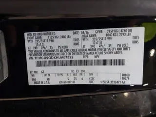 2017 Ford Escape SE with VIN 1FMCU9GDXHUA07522, listed as a IAAI auction lot 40875214 with 114,175 mi miles. Bid and sale history available at carsss.com. Image 9.
