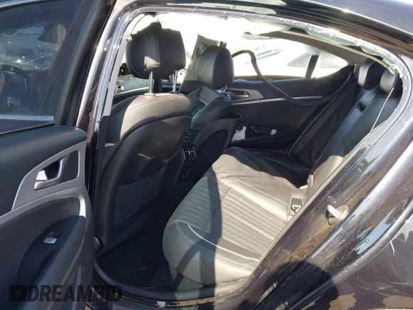 2020 Genesis G70 2.0T z VIN KMTG34LA0LU055791, wystawiony jako IAAI lot #42612619 z przebiegiem 74 582 mil mil oraz . Historia ofert i sprzedaży dostępna na DreamBid. Obrazek 8.